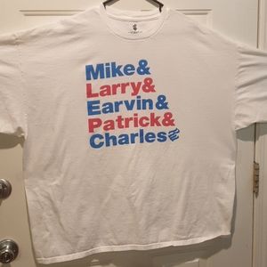 💣💣💣3xl rocawear shirt